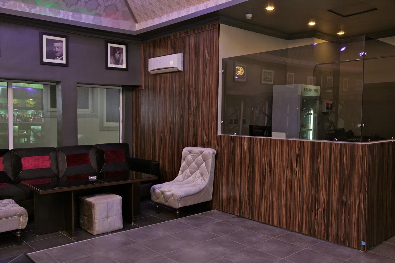 The Nook Hotel Lagos Bagian luar foto