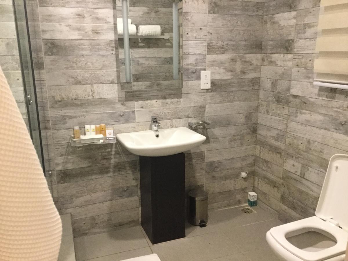 The Nook Hotel Lagos Bagian luar foto