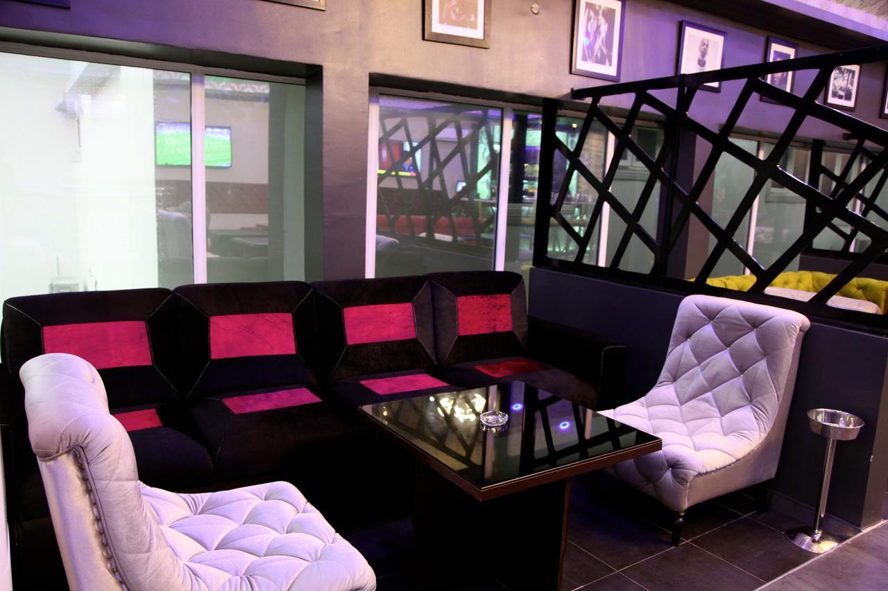 The Nook Hotel Lagos Bagian luar foto