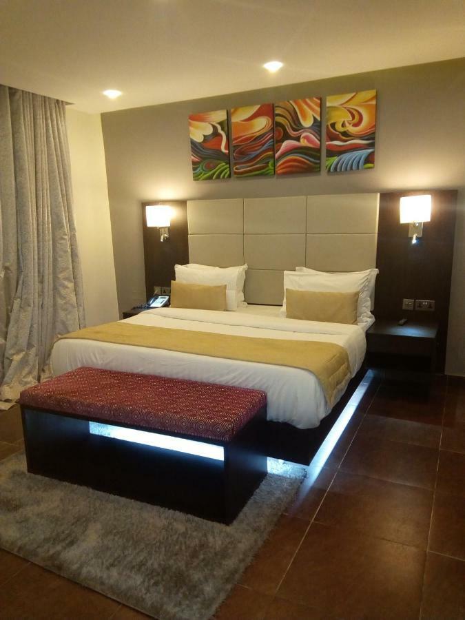 The Nook Hotel Lagos Bagian luar foto